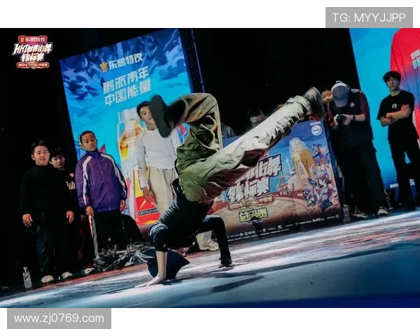 西安攀岩队在世界街舞大赛中的战术表现与创新分析 西安攀岩队在世界街舞大赛中的战术表现与创新分析