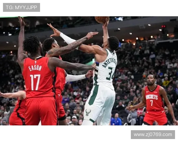 2017年火箭队与雄鹿队精彩对决录播回顾与分析