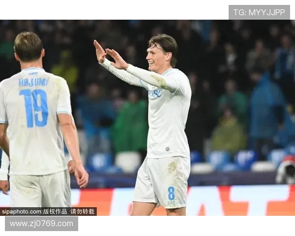 埃菲斯与巴塞罗那激战正酣比分揭晓引发球迷热议