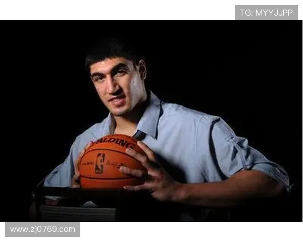 坎特的篮球传奇之路：从天赋少年到NBA巨星的奋斗历程