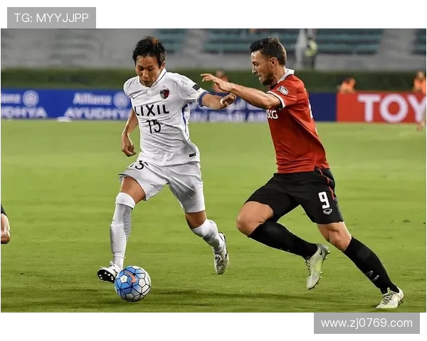 福冈黄蜂迎战横滨FC强强对决引发球迷热情期待