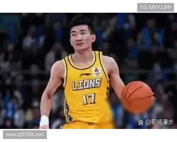 重庆篮球队实力之争引发热议球迷观点各异分析深入 重庆篮球队实力之争引发热议球迷观点各异分析深入