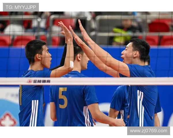 成都排球队与上海排球队赛后复盘分析个人能力对比与影响